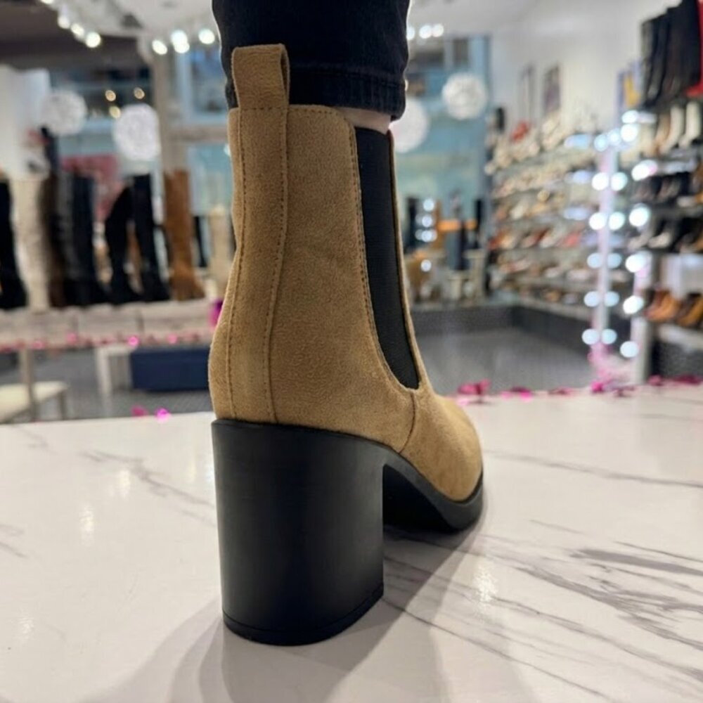 NWT SODA Tan Suede Chunky Heel Ankle Boots 3.5" Heel - Picture 5 of 8